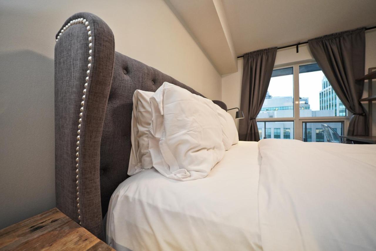 טורונטו The Atmosphere Boutique Suites מראה חיצוני תמונה